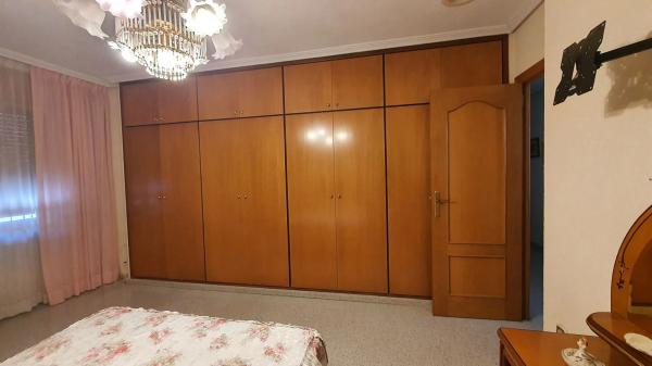 Casa independiente en calle Camilo José Cela, 9