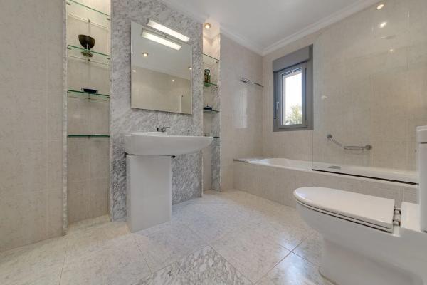 Casa independiente en calle del número siete