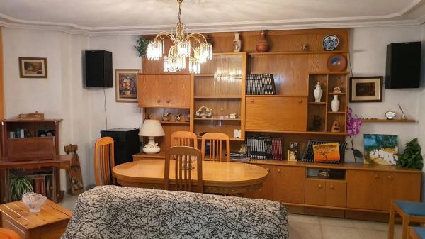 Casa independiente en calle Camilo José Cela, 9