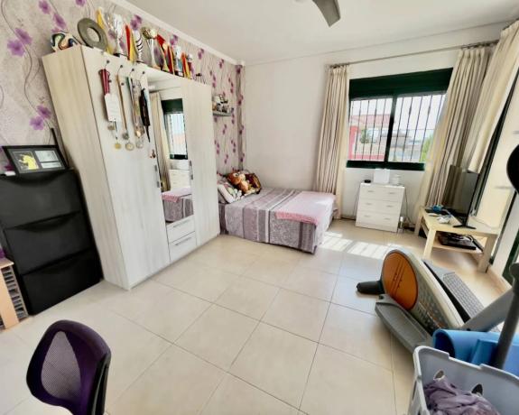 Casa independiente en calle chafarinas