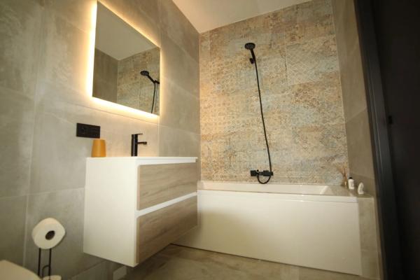 Casa independiente en avenida del Recorral