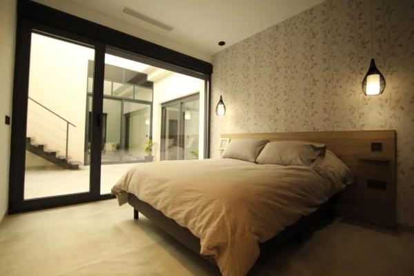 Casa independiente en avenida del Recorral