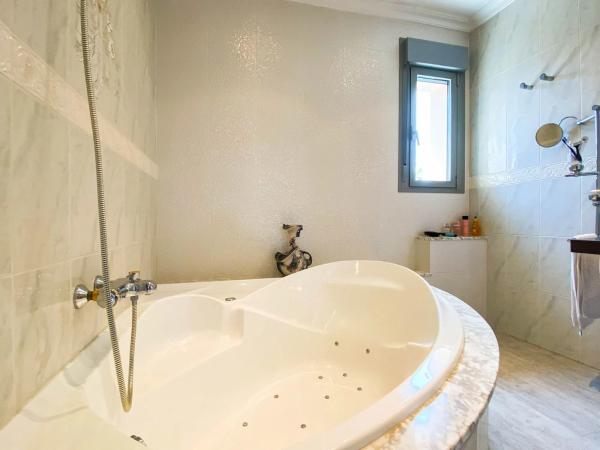 Casa independiente en avenida del Mar