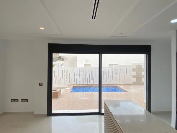 Casa independiente en calle Rio Ulla, 7