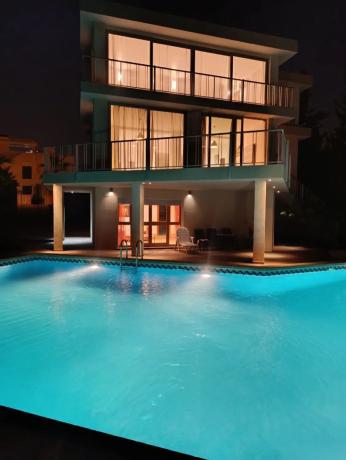 Casa independiente en avenida del Mar