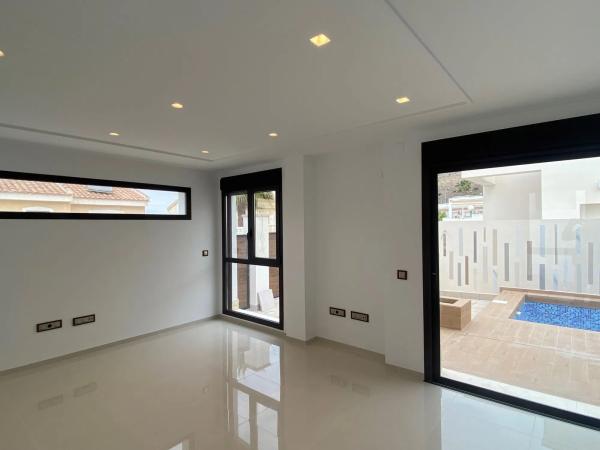 Casa independiente en calle Rio Ulla, 7