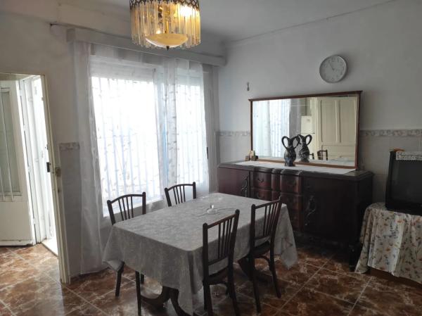 Casa rural en calle Rafael Aráez, 24