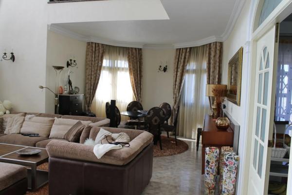 Casa independiente en plaza La Fiesta