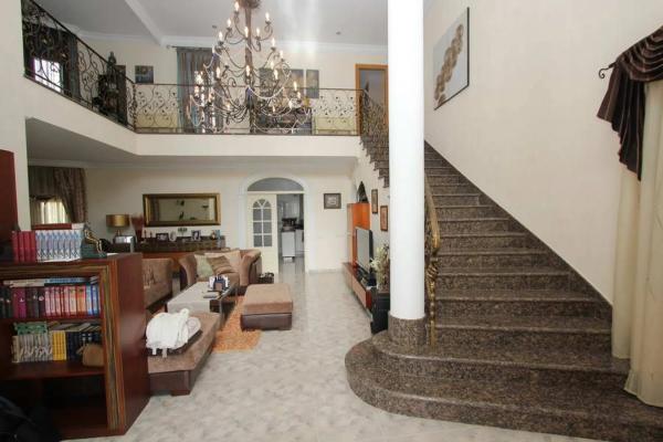 Casa independiente en plaza La Fiesta