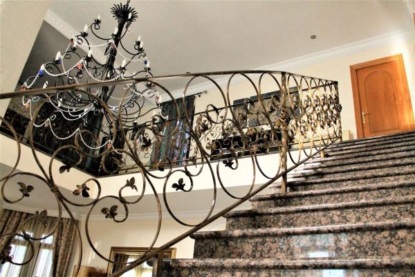 Casa independiente en plaza La Fiesta