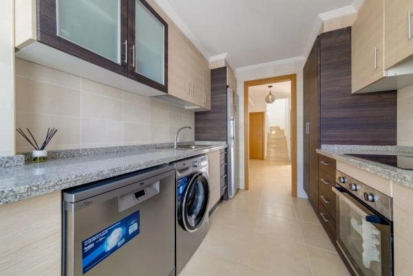 Casa independiente en calle Luis Garcia Berlanga s/n