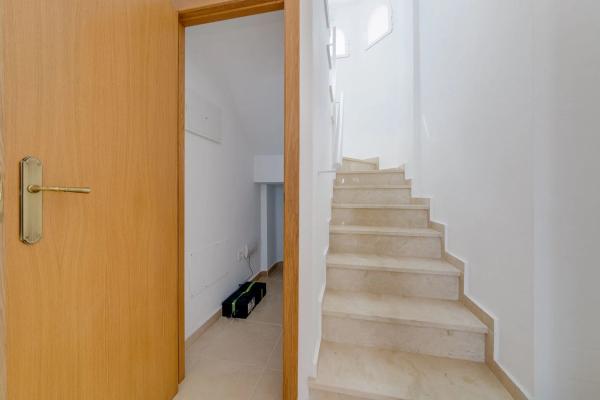 Casa independiente en calle Luis Garcia Berlanga s/n