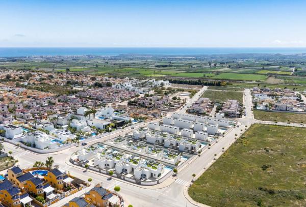 Casa independiente en calle José Carreras, 28