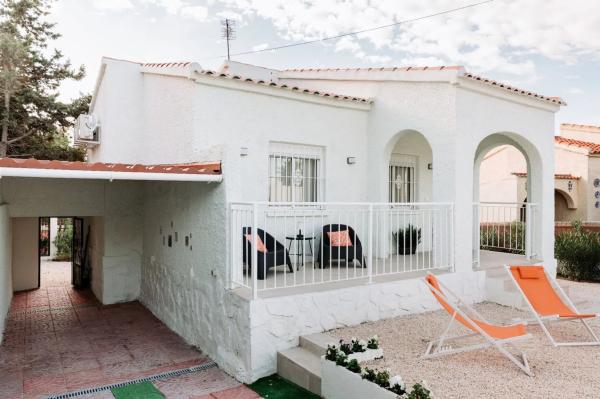 Casa independiente en Urbanización Marina Lola s/n Sn