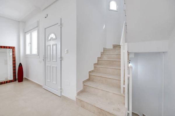 Casa independiente en calle Winston Churchill, 2