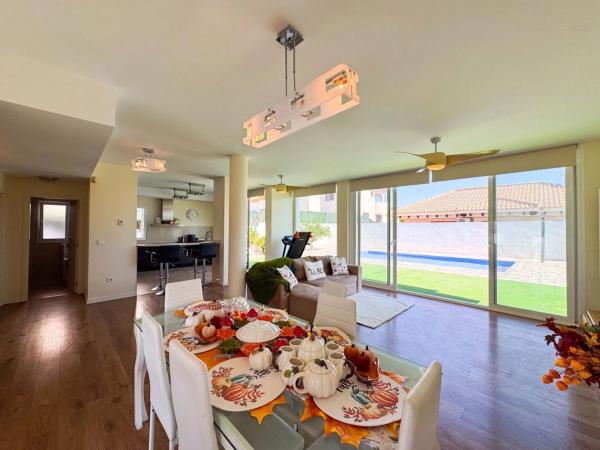 Casa independiente en calle Arcipreste de Hita