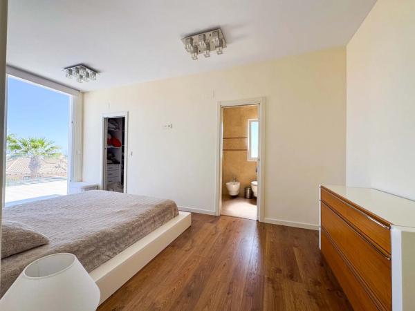 Casa independiente en calle Arcipreste de Hita