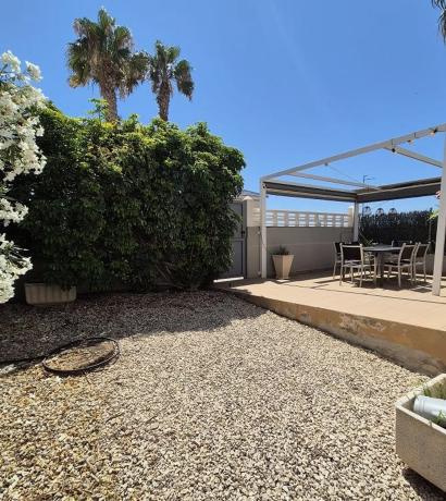 Casa independiente en calle Luis Buñuel