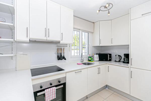 Casa independiente en calle Luis Bunuel, 1