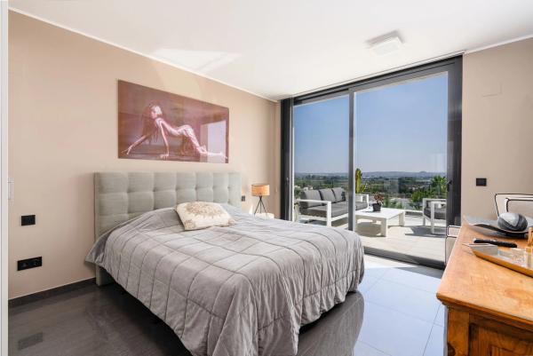 Casa independiente en calle Pedro Almodóvar