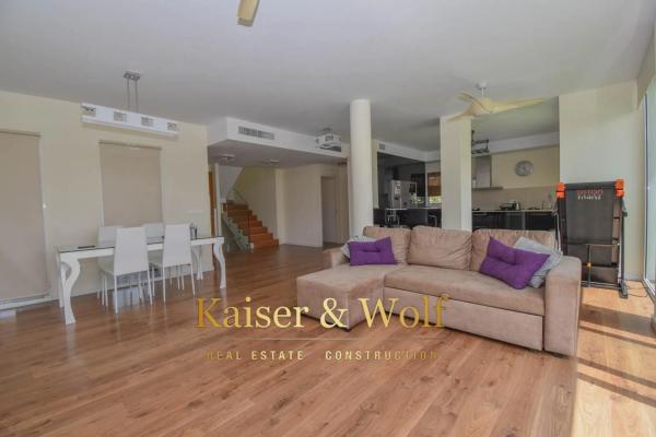 Casa independiente en calle Arcipreste de Hita