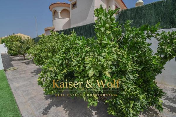 Casa independiente en calle Arcipreste de Hita