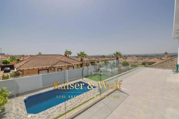 Casa independiente en calle Arcipreste de Hita