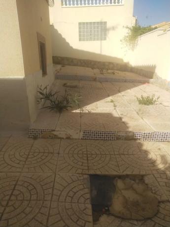 Casa independiente en calle París, 56