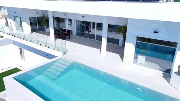 Casa independiente en avenida Avenue Av. San Fulgencio