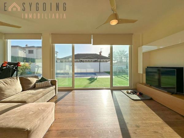 Casa independiente en calle Arcipreste de Hita