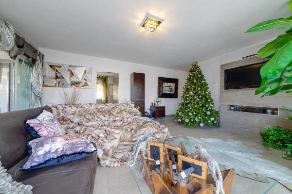 Casa independiente en Estatua de la libertad, 103