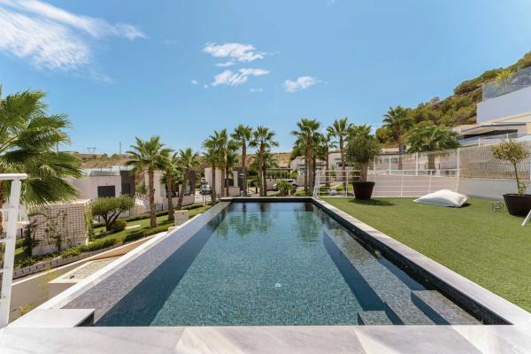 Casa independiente en calle lo Aguirre