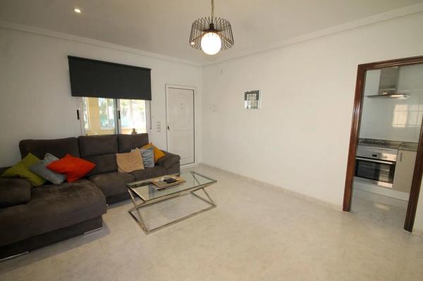 Casa independiente en CL Almonte-filipinas, 12