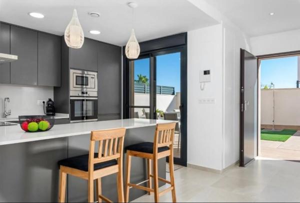 Casa independiente en calle la Castellana, 14