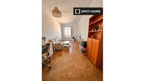 Apartamento de 2 habitaciones en alquiler en La Sagrada Familia