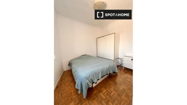 Apartamento de 2 habitaciones en alquiler en La Sagrada Familia