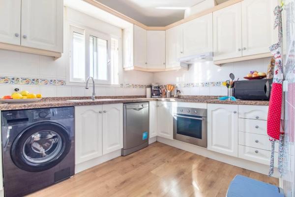 Casa independiente en calle Marbella, 68