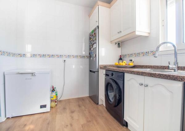 Casa independiente en calle Marbella, 68