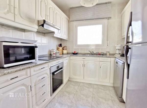 Casa independiente en calle Alcoy