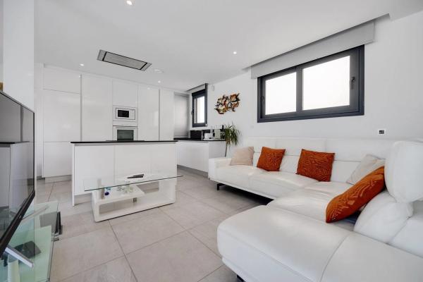 Casa independiente en calle lo Aguirre