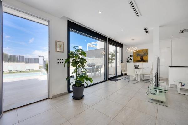 Casa independiente en calle lo Aguirre