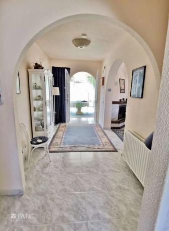 Casa independiente en calle Alcoy