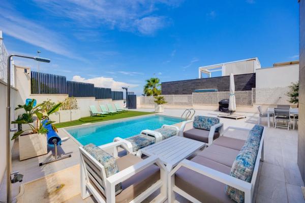 Casa independiente en calle lo Aguirre