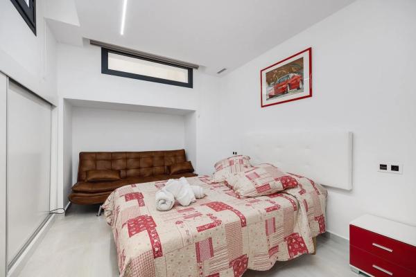 Casa independiente en calle lo Aguirre