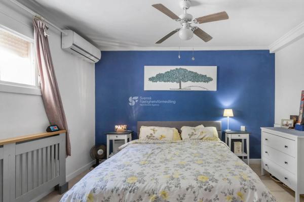 Casa independiente en calle Dinamarca, 27