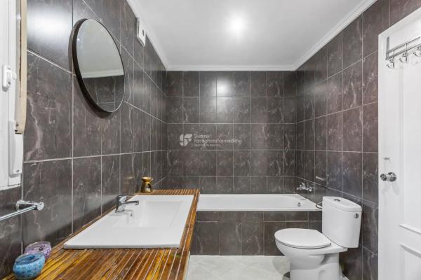 Casa independiente en calle Dinamarca, 27