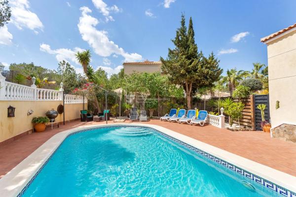 Casa independiente en calle Dinamarca, 27