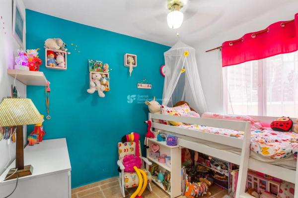 Casa independiente en calle Dinamarca, 27