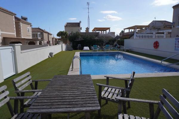 Casa independiente en calle el Pedrero, 31