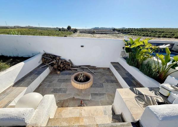 Casa independiente en calle Río Segura